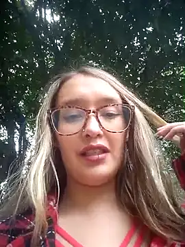 Karla-giraldo 1 online show from March 31, 2026, 6:52 pm