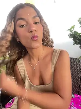 AngelPinkk  online show from April 7, 2026, 9:15 pm