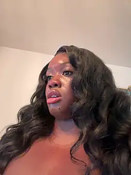 icelyne 2001 online show from February 15, 2026, 9:00 pm