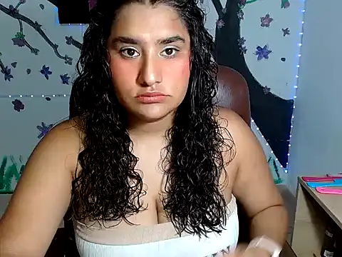 Im May  online show from February 6, 2026, 5:38 pm