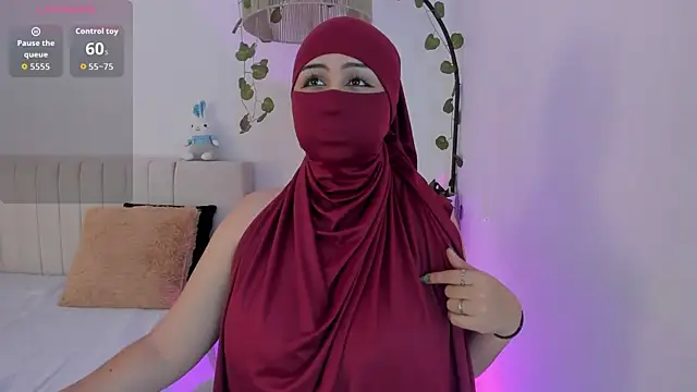 Snapshot of _Amirah chatting on May 19, 2026, 6:47 pm Amirah online show from May 19, 2026, 6:47 pm