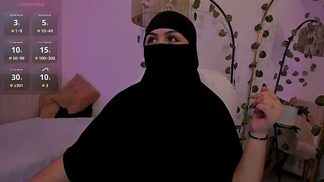 Snapshot of _Amirah chatting on May 26, 2026, 6:04 pm Amirah online show from May 26, 2026, 6:04 pm