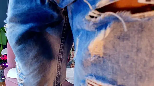 Vans Ross online show from February 20, 2026, 7:36 pm