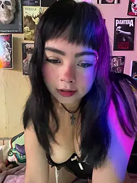 pinkybombon online show from June 28, 2026, 12:27 am