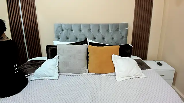 Snapshot of Bela_Craxkerr chatting on July 17, 2026, 12:45 pm Bela Craxkerr online show from July 17, 2026, 12:45 pm