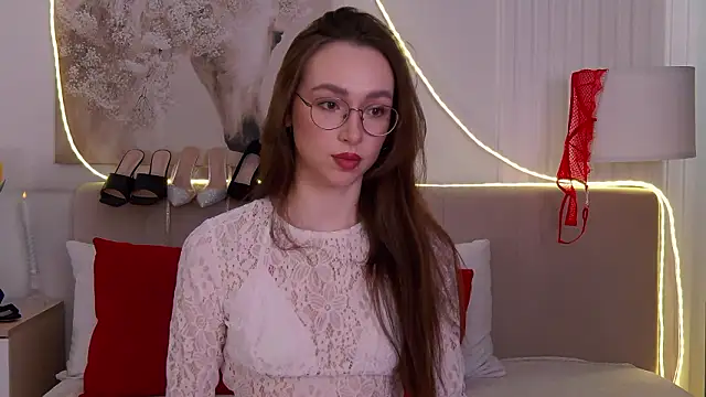 Emily Simon online show from March 12, 2026, 5:13 am