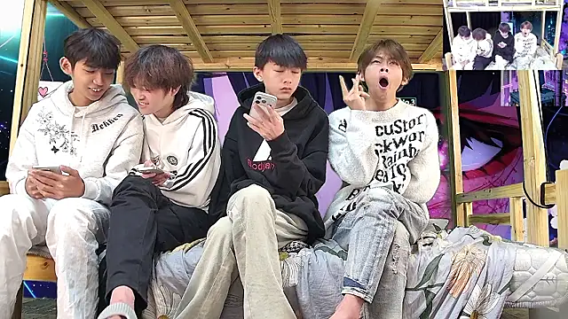 xiaohuangren01 online show from March 13, 2026, 5:47 am