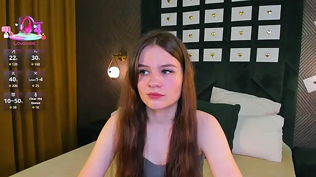 Eva Anderson online show from May 9, 2026, 1:33 am
