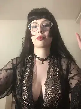 Snapshot of ElisaGoth chatting on July 25, 2026, 1:47 am ElisaGoth online show from July 25, 2026, 1:47 am