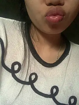 Suny-sexy online show from February 20, 2026, 5:48 am