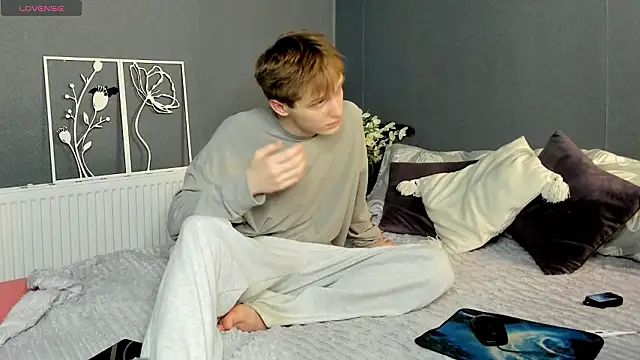 Snapshot of Kai_Milller chatting on March 22, 2026, 3:32 am Kai Milller online show from March 22, 2026, 3:32 am