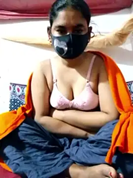 Hot Sweeti online show from January 17, 2026, 9:40 pm