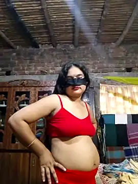 Snapshot of Hot_Sweeti chatting on May 7, 2026, 9:03 am Hot Sweeti online show from May 7, 2026, 9:03 am