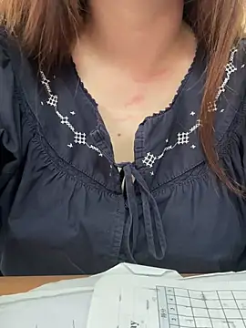 Donna9696 online show from April 3, 2026, 1:58 am