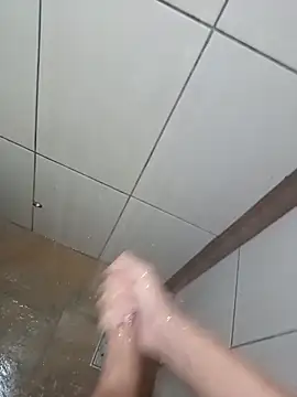 Snapshot of Felipe_20cm chatting on February 18, 2026, 8:16 pm Felipe 20cm online show from February 18, 2026, 8:16 pm