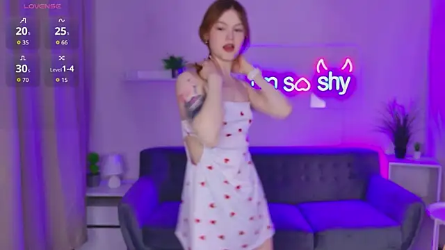 Snapshot of Lily_Mio chatting on May 29, 2026, 10:08 pm Lily Mio online show from May 29, 2026, 10:08 pm