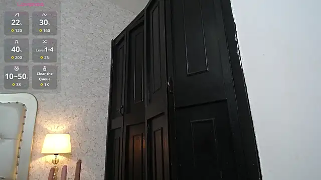 skinny keily14 online show from April 17, 2026, 11:46 am