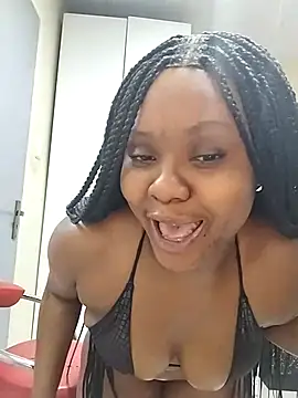 LUNAARXO1 online show from June 29, 2026, 1:56 am
