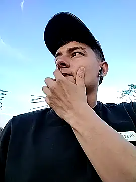 attractive-sexx online show from March 3, 2026, 10:37 pm