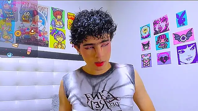 Snapshot of LuanRush_ chatting on February 13, 2026, 9:44 pm LuanRush online show from February 13, 2026, 9:44 pm