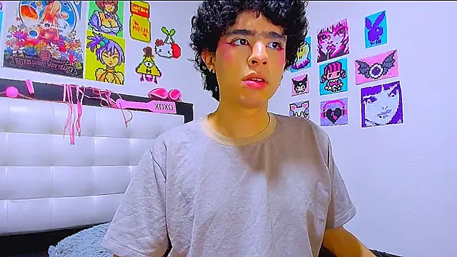 LuanRush  online show from March 23, 2026, 2:48 am