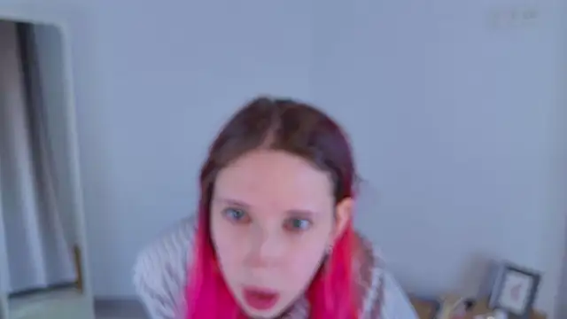 Snapshot of Kim_Redd chatting on January 16, 2026, 2:54 pm Kim Redd online show from January 16, 2026, 2:54 pm