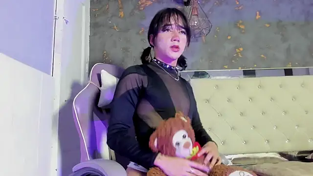 Snapshot of Swee_tMoon chatting on January 15, 2026, 7:50 pm Swee tMoon online show from January 15, 2026, 7:50 pm