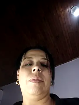 Snapshot of RossyAlvarez chatting on June 27, 2026, 2:38 am RossyAlvarez online show from June 27, 2026, 2:38 am