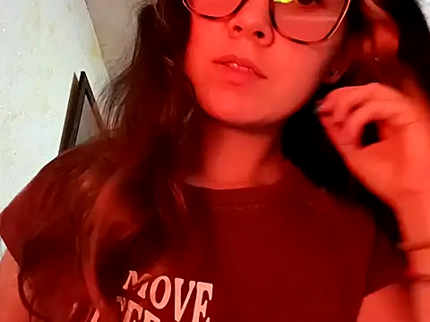 Raven  5 online show from February 3, 2026, 4:32 am