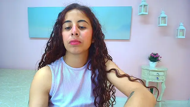 scarlett clyde online show from June 24, 2026, 12:37 pm