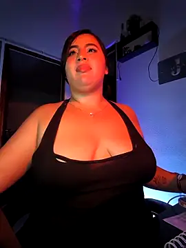 ScarleGrace online show from April 13, 2026, 3:01 am