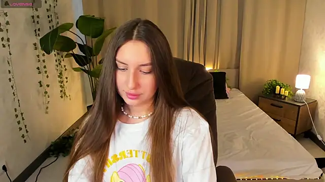 Snapshot of Celine_Coello chatting on March 31, 2026, 4:02 am Celine Coello online show from March 31, 2026, 4:02 am