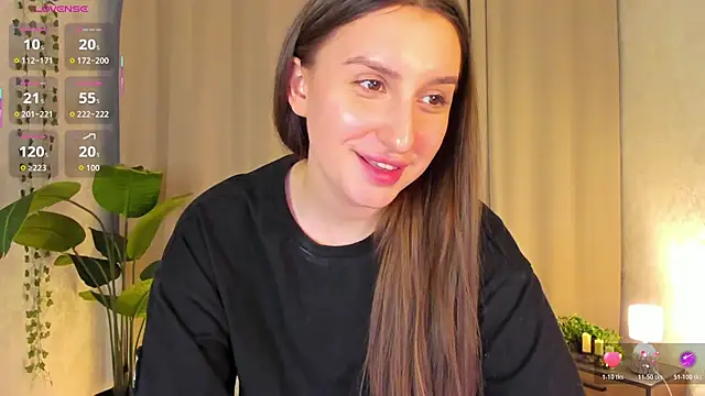 Snapshot of Celine_Coello chatting on April 1, 2026, 1:41 pm Celine Coello online show from April 1, 2026, 1:41 pm