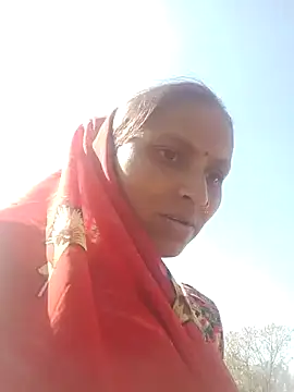 Juli rathore online show from March 8, 2026, 5:22 am