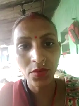 Snapshot of Juli_rathore chatting on May 26, 2026, 12:50 am Juli rathore online show from May 26, 2026, 12:50 am