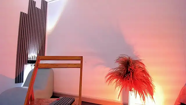 fransheskarossi online show from February 1, 2026, 12:04 pm