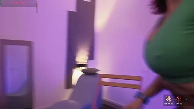 fransheskarossi online show from March 1, 2026, 11:56 am