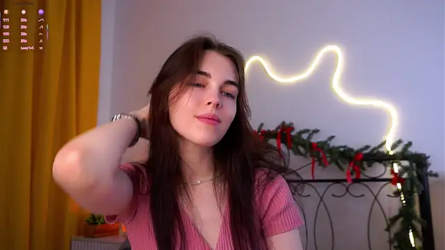 Snapshot of MirnaTellado chatting on February 17, 2026, 6:14 pm MirnaTellado online show from February 17, 2026, 6:14 pm