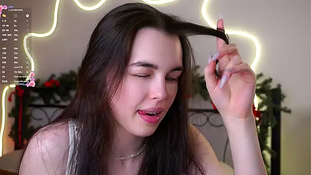 Snapshot of MirnaTellado chatting on February 27, 2026, 7:14 pm MirnaTellado online show from February 27, 2026, 7:14 pm