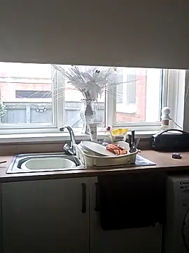 Nova-iswiserx online show from February 4, 2026, 10:54 am