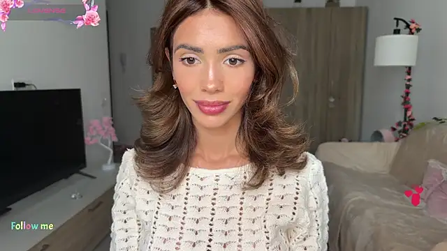 AyanaLys online show from May 25, 2026, 1:50 pm