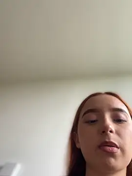 Snapshot of Carithooo chatting on February 19, 2026, 6:59 pm Carithooo online show from February 19, 2026, 6:59 pm