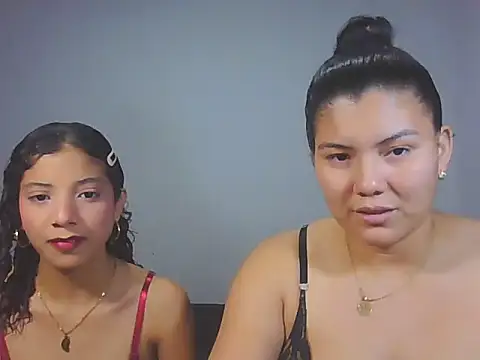 Helena-Paola online show from February 3, 2026, 5:38 am