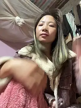 Lata-cute online show from February 9, 2026, 2:59 am