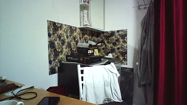 bella2322 online show from March 4, 2026, 2:56 pm