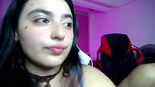 Snapshot of sonic_jess07 chatting on May 19, 2026, 10:27 pm sonic jess07 online show from May 19, 2026, 10:27 pm