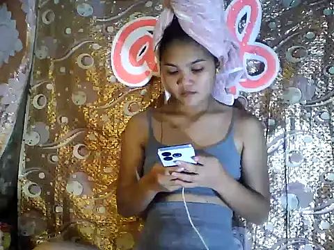 PinaySkinnyJust18 online show from February 20, 2026, 8:16 am