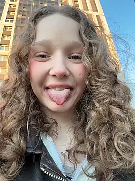 outside rosy online show from April 9, 2026, 4:34 pm