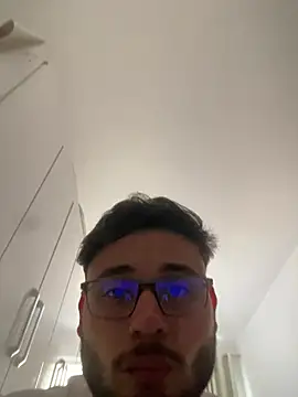 Snapshot of peuba12 chatting on February 23, 2026, 1:19 pm peuba12 online show from February 23, 2026, 1:19 pm