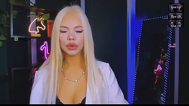 Snapshot of alexa_bonni chatting on May 21, 2026, 7:10 pm alexa bonni online show from May 21, 2026, 7:10 pm